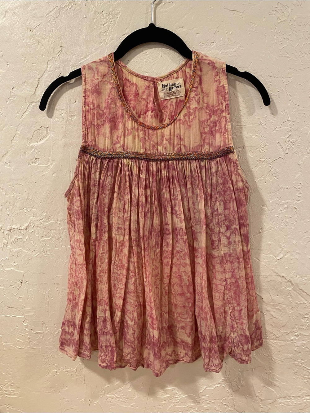 Holding Horses Cotton Pink Marbled Patterned Sleeveless Women's Top